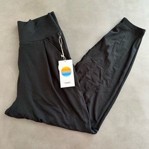 Vuori Lux Harem Pant